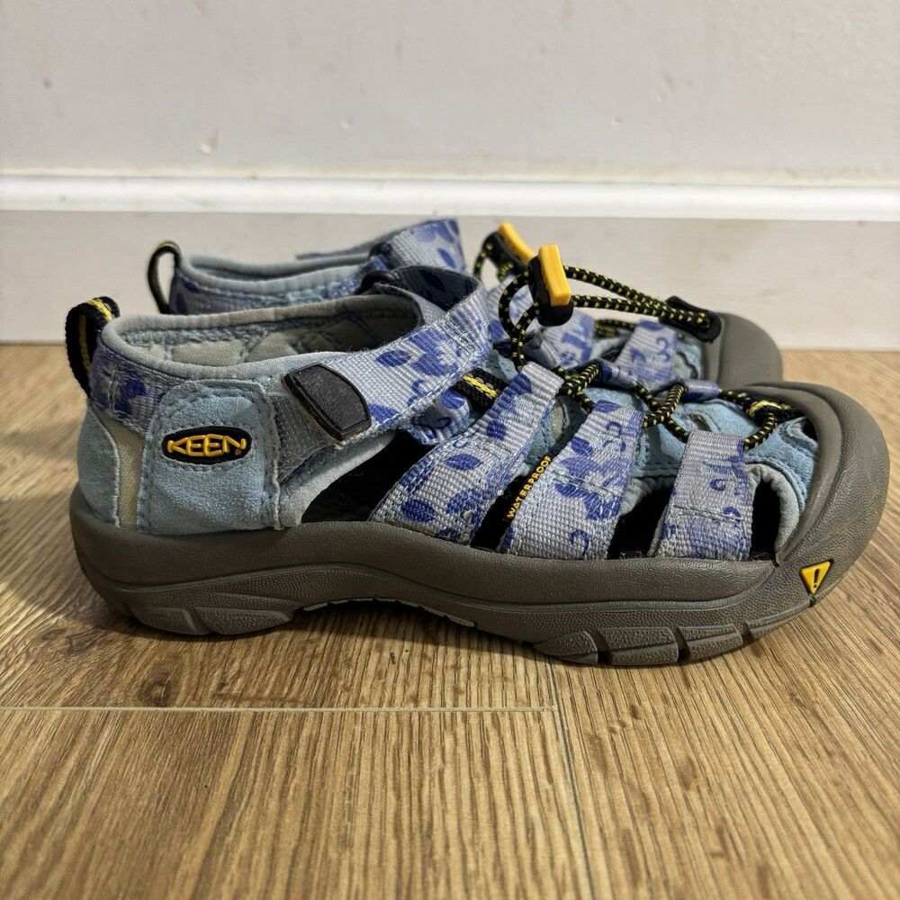 Keen Newport H2 Shoes Big Kid Sz 4 Blue Waterproof Adjustable Sandals READ